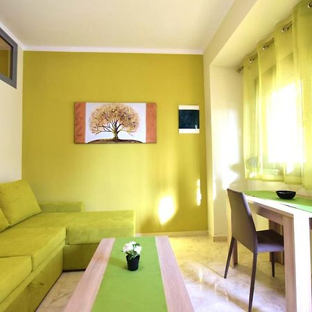 Elia Beach Modern Suites Флогіта Екстер'єр фото